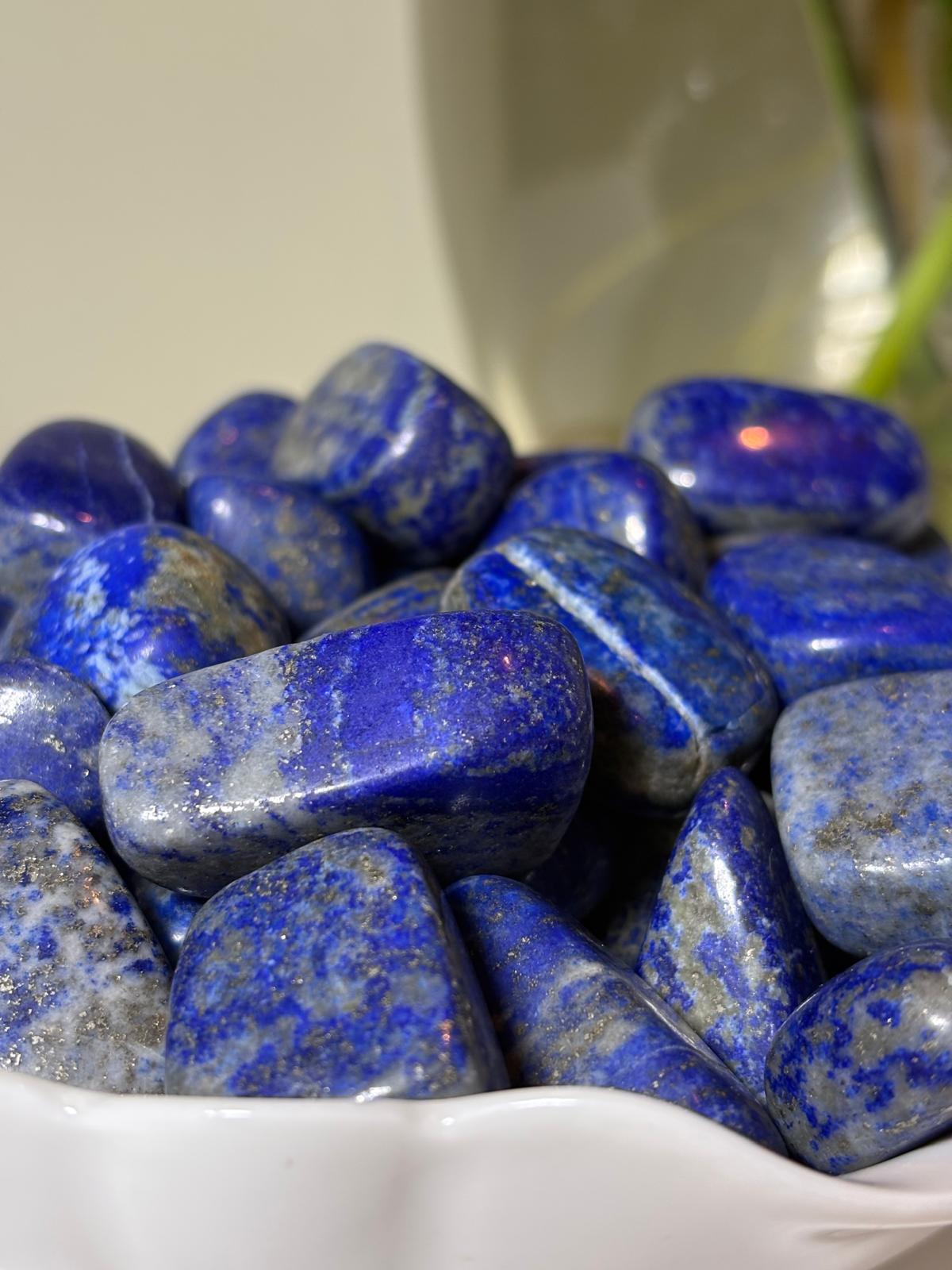 Lapis Lazuli Tumbled Stones (1 kg pack)