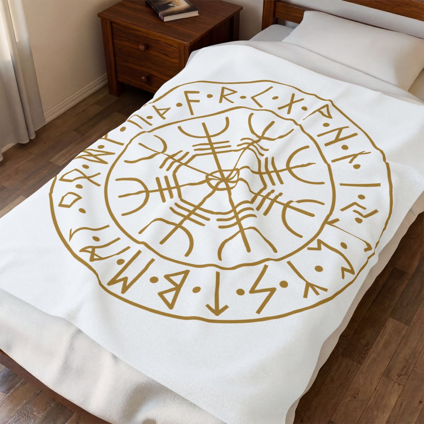 Vegvísir Norse Compass velveteen blanket | Viking rune circle, pagan protection symbol