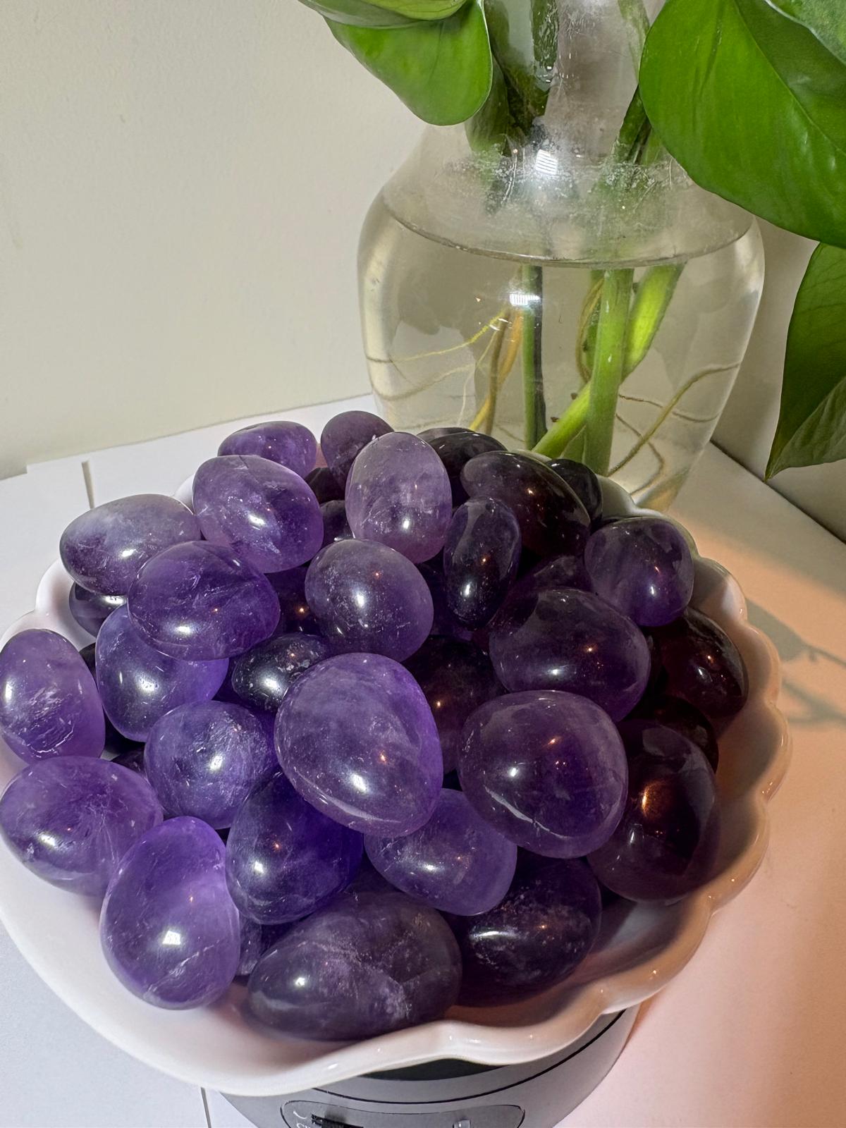 Amethyst Tumbled Stone (1 kg pack)
