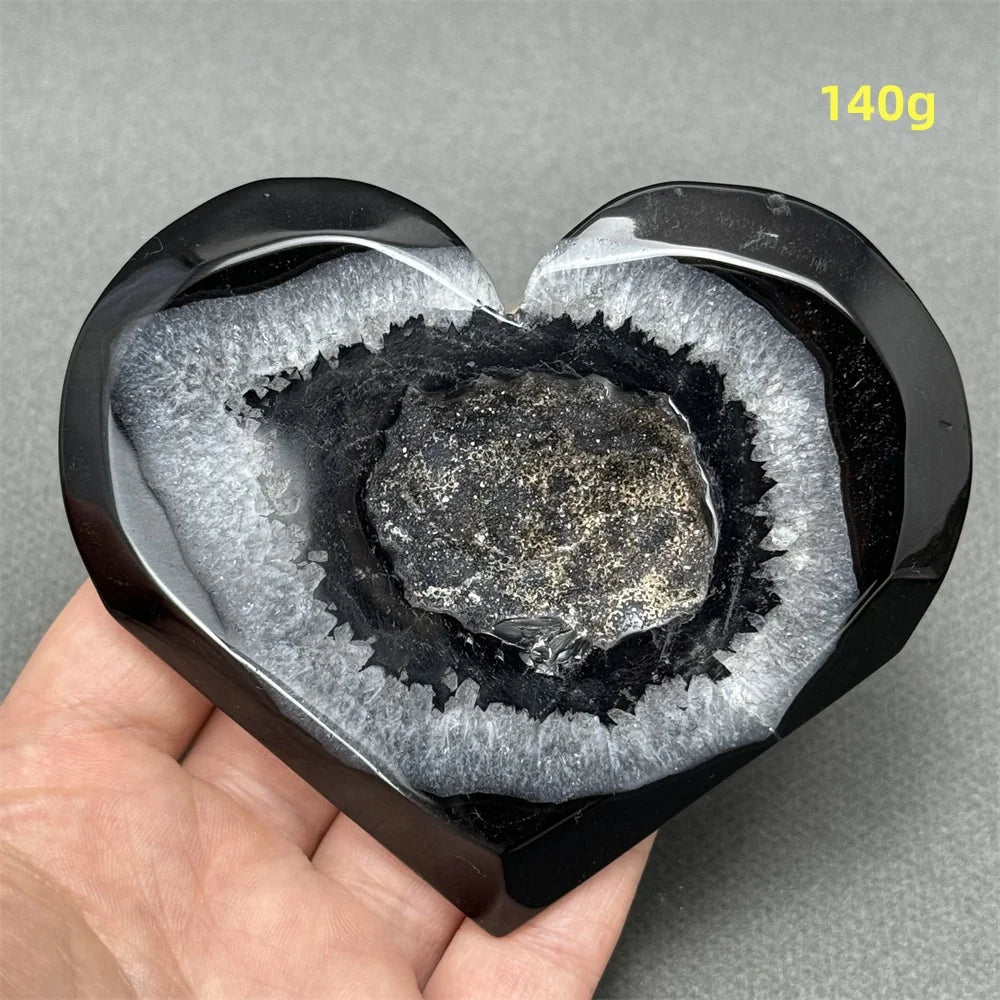 Natural Black Agate Geode Heart Shaped Agate Reiki Healing Spiritual Meditation Witchcraft Prayer Home Decoration Birthday Gift