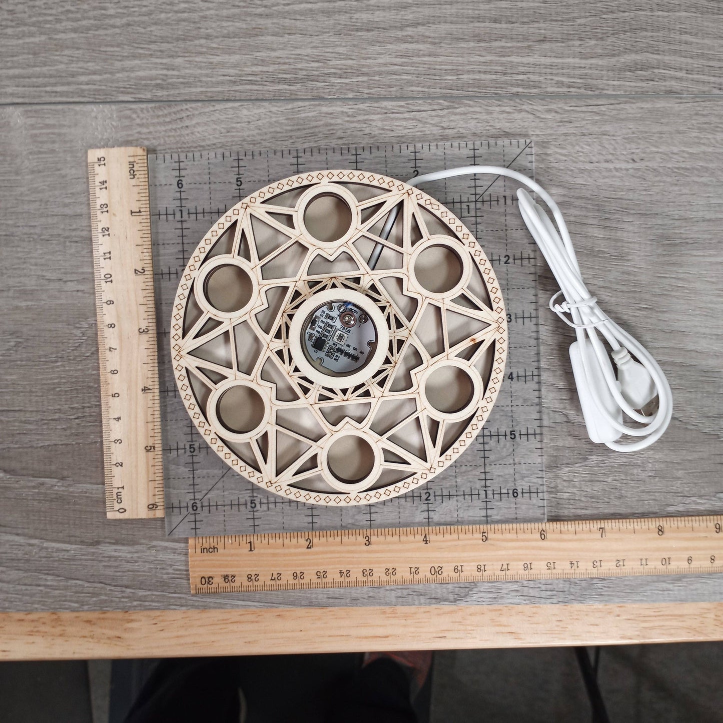 Keystone Crystals - LED Crystal Display Light Stand – Wholesale for Retailers